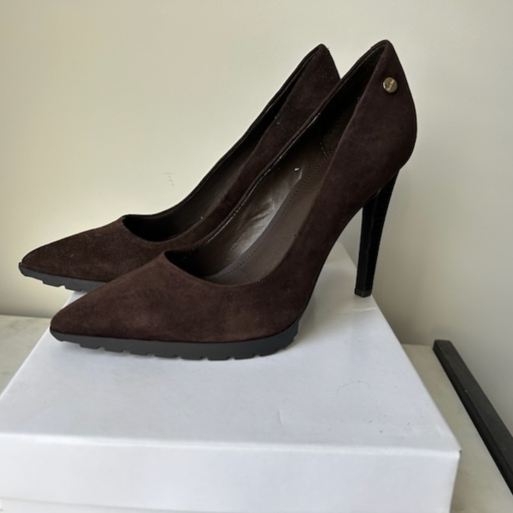Calvin Klein Brown Suede Pumps - Size 6.5 (NWT)